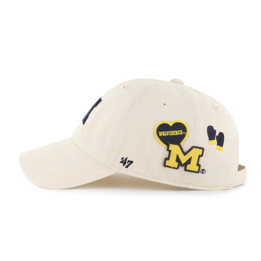 MICHIGAN WOLVERINES BADGES '47 CLEAN UP