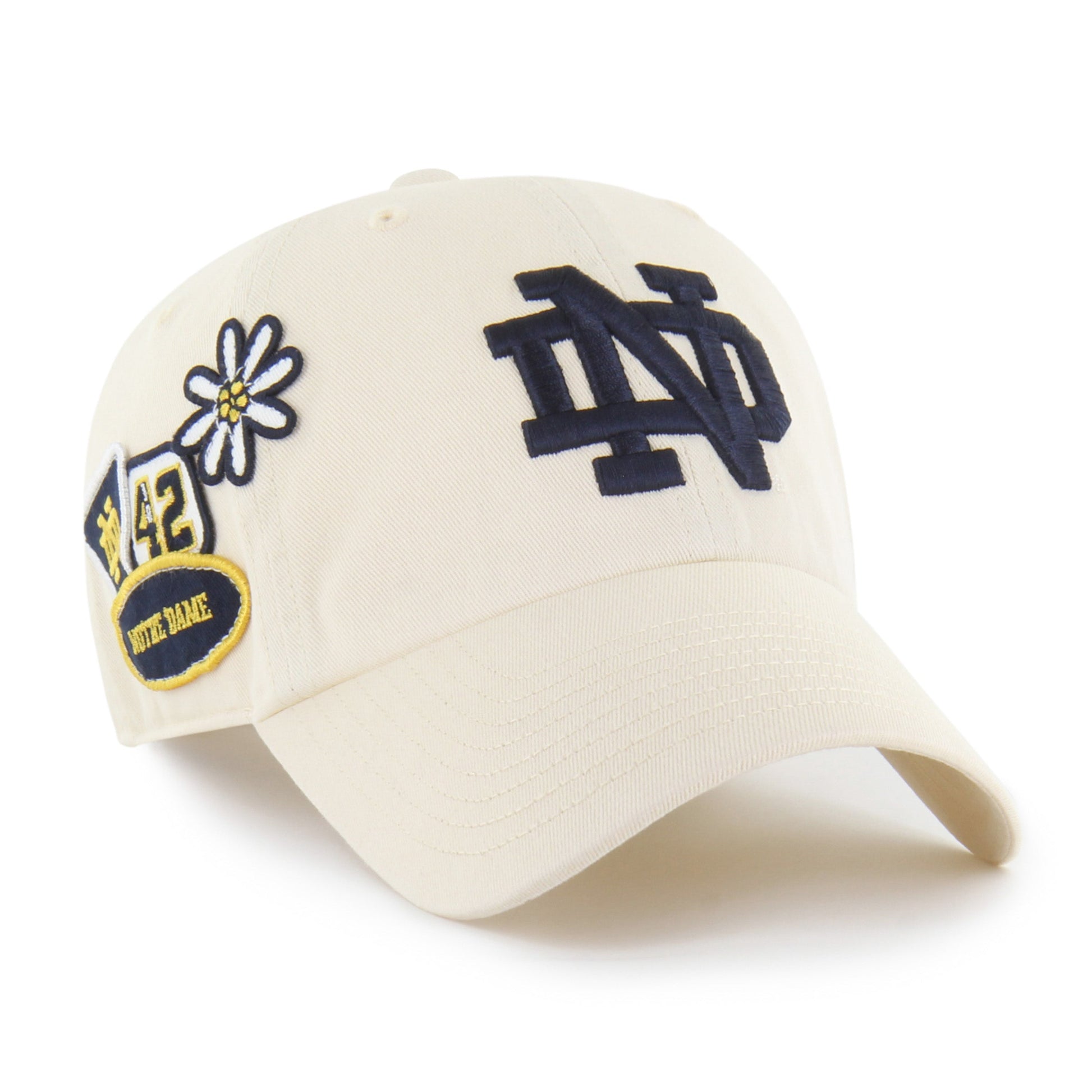 NOTRE DAME FIGHTING IRISH BADGES '47 CLEAN UP